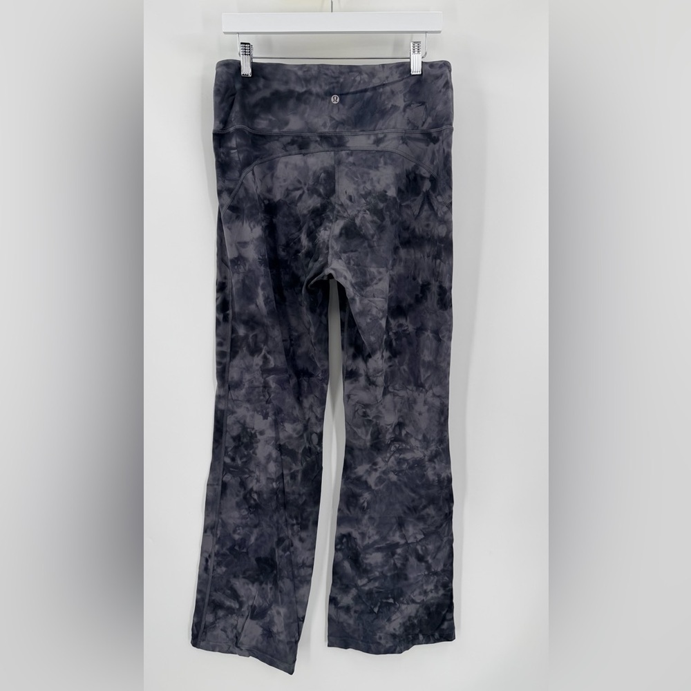 Lululemon Groove Super-High-Rise Flared Pant Nulu
Diamond Dye Grey 14 - Picture 5 of 5